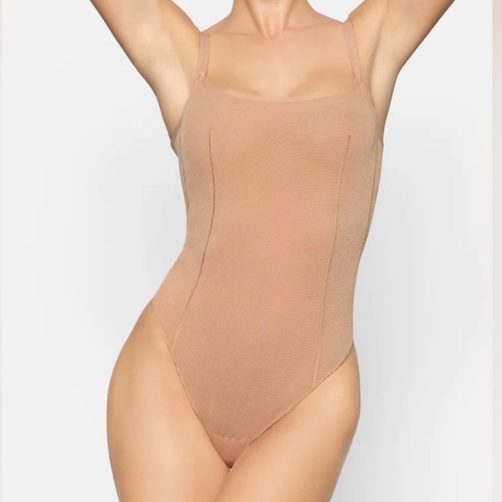 NWOT SKIMS Sheer Sculpt Low Back Thong Bodysuit Honey Beige Brown 3X